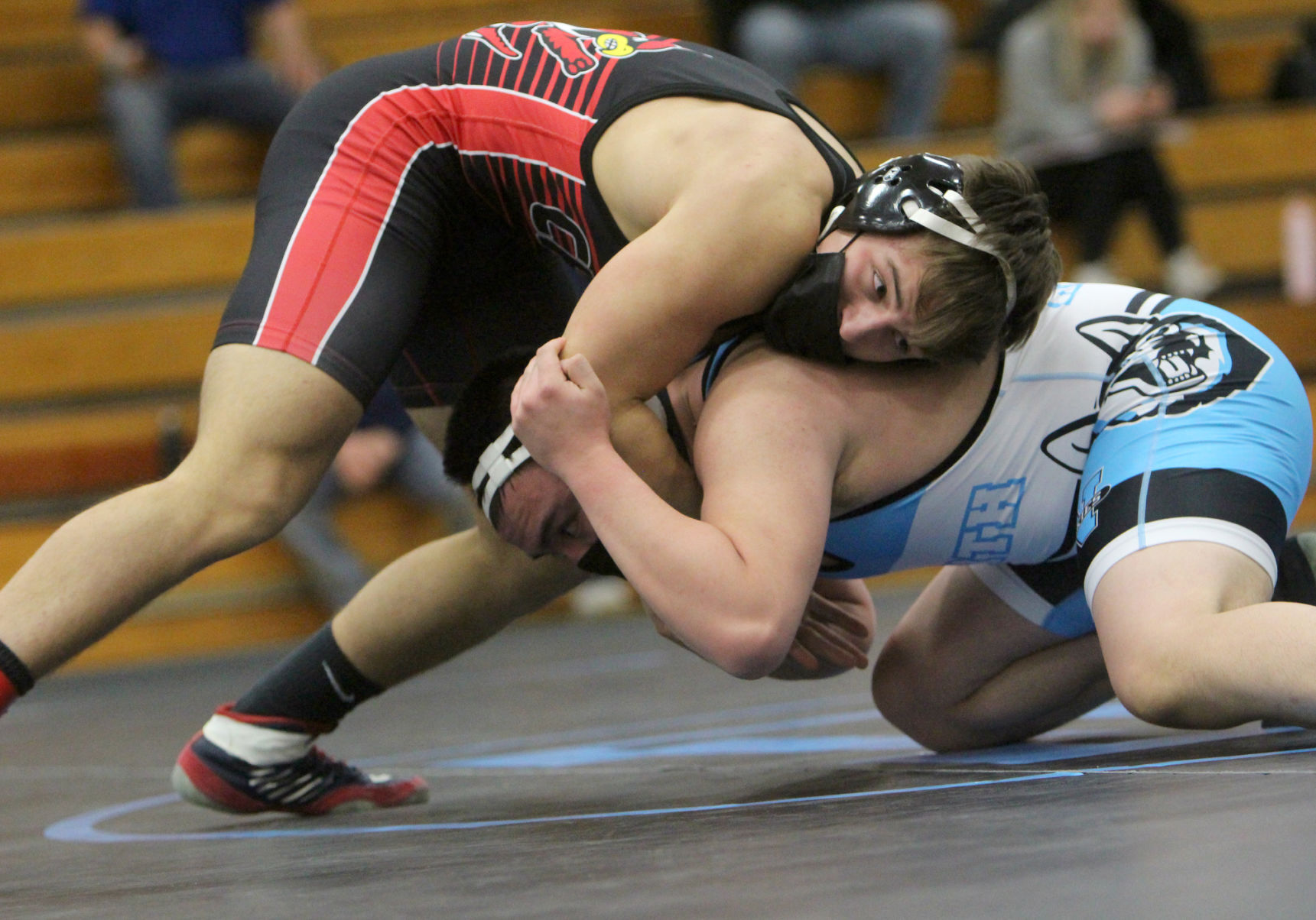 Division 1 prep wrestling sectionals at Eau Claire North 1-30-21